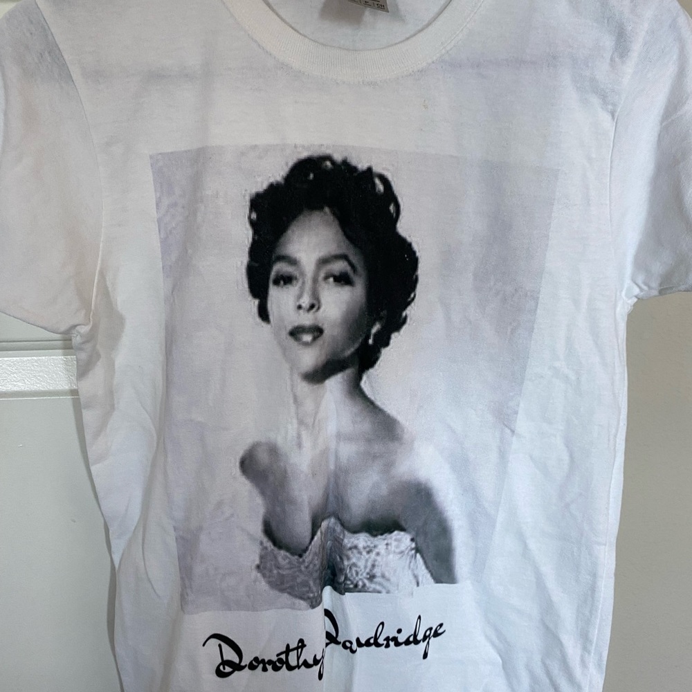 Dorothy Dandridge T-shirt in Black and White.